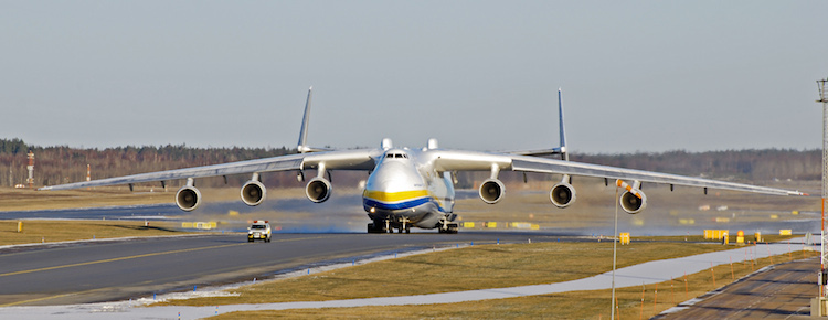 Bentley books 5 Antonov heavy freighters for pre-Brexit parts transfer