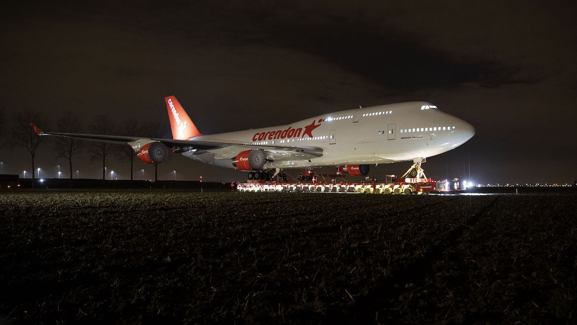 Boeing 747-400 heads to hotel garden for retirement