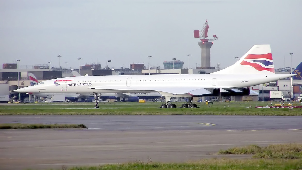 Pioneering Concorde captain dies of COVID-19