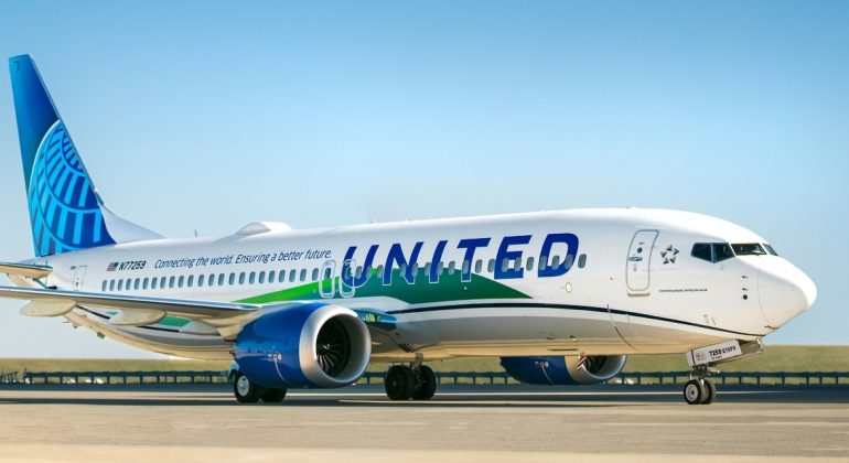United Airlines operates commercial flight on 100% SAF in 1 engine