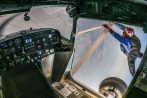 Pilots attempt mid-air aircraft swap for Red Bull