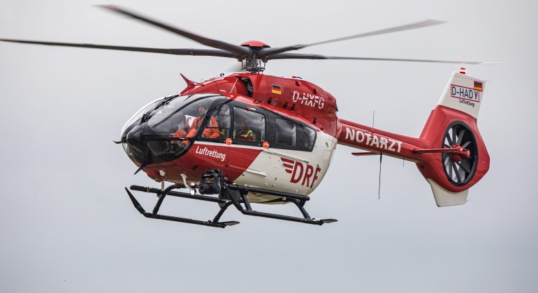 DRF Luftrettung boosts its fleet with a substantial order of H145 helicopters from Airbus